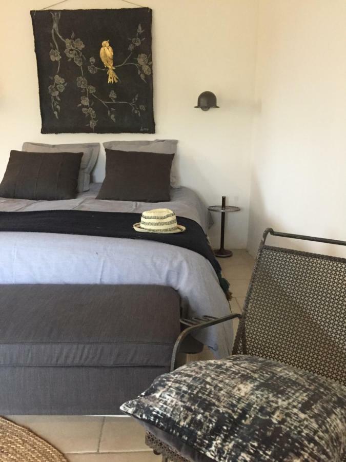 Suite Sur La Sorgue ลีล-ซูร์-ลา-ซอร์ก ภายนอก รูปภาพ